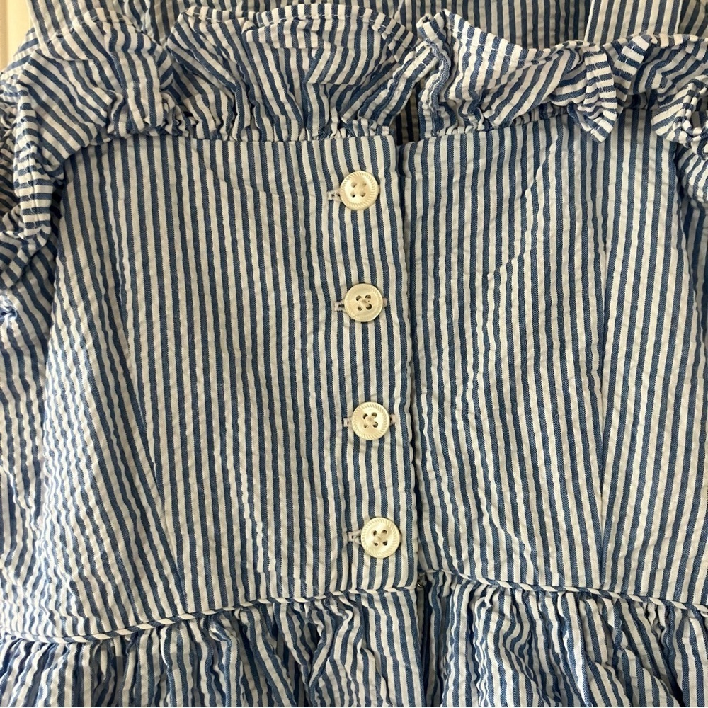 Polo Ralph Lauren Girls Seersucker Striped Ruffled Dress with Pockets (10) - Picture 6 of 10